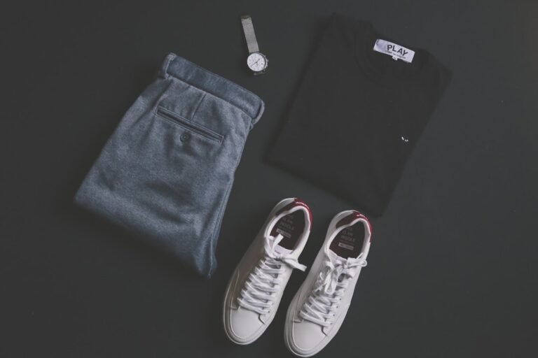 How to Look Polished Without Wearing an Overly Formal Outfit